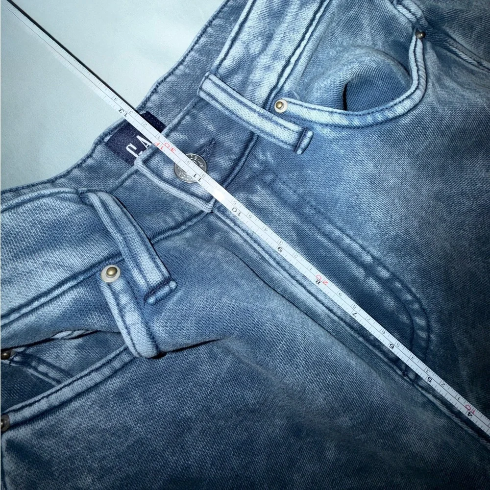 NWT GAP Sold out online Viral Barrel Sweatpant Jeans. Size SMALL PETITE. - Picture 9 of 13